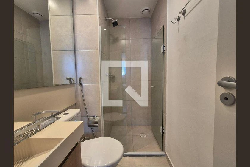 2-bedroom apartment in a building with a pool — photo 39