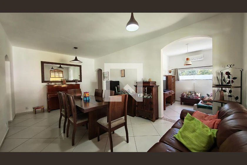 Casa com 4 quartos e 341 m², 3 suítes — photo 8
