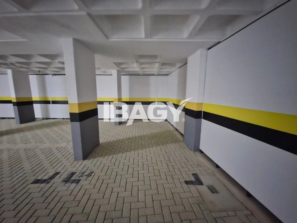 Apartamento de 1 dormitorio con cocina integrada y 55 m² — photo 10