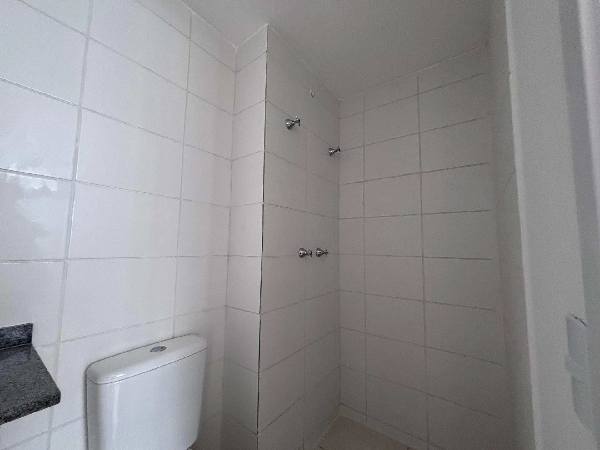 Квартира з 2 кімнатами, власною ванною і балконом — photo 5