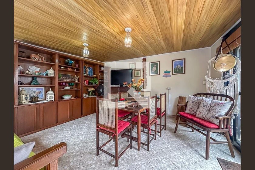 Furnished 75 m² duplex with balcony and built-in grill — photo 25