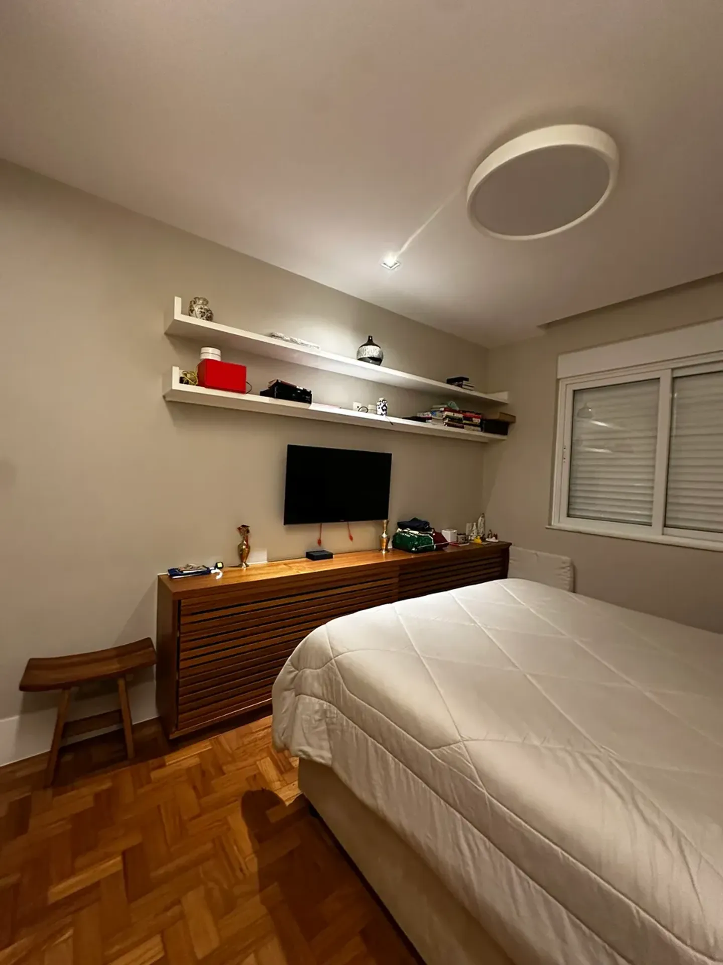 Furnished apartment with 3 bedrooms and 3 bathrooms — photo 42