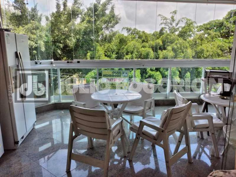 Apartamento amueblado de 4 dormitorios y 229 m² — photo 18