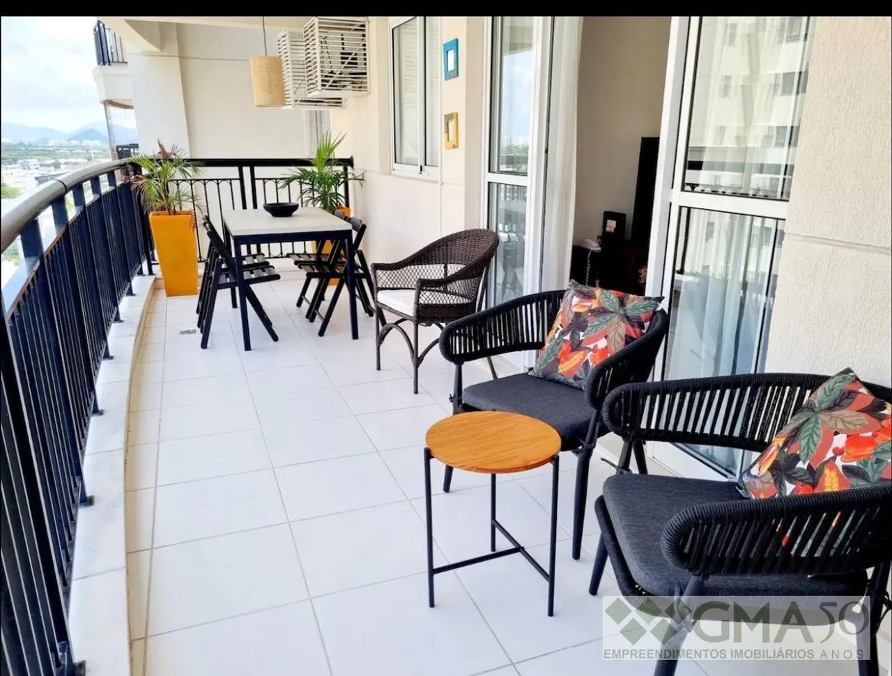 Apartamento com 2 quartos, 2 banheiros e varanda — photo 6