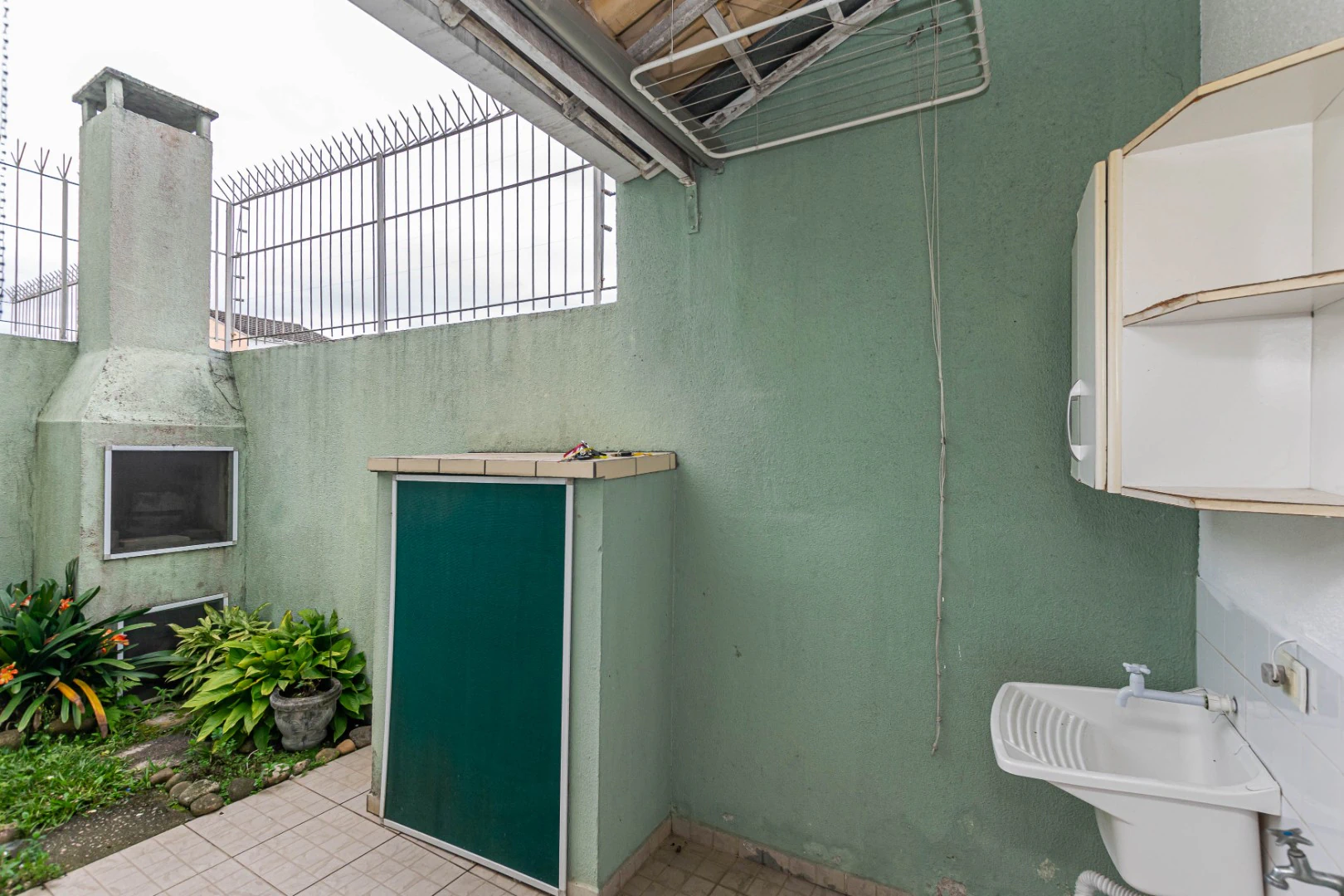 House, 83 m², with a private BBQ — photo 7