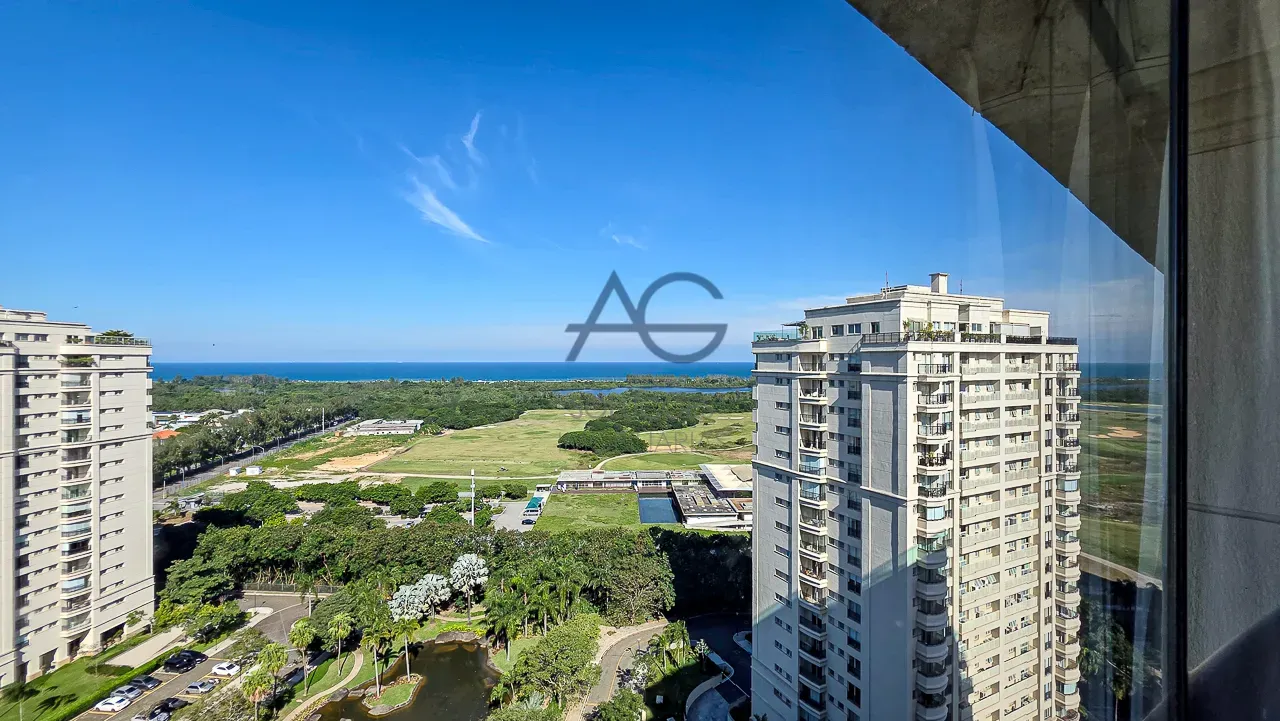 Duplex penthouse with 1 bedroom and open views — photo 33
