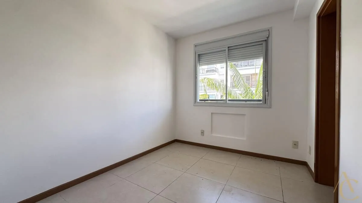 Furnished 129 m² apartment with 3 bedrooms and 1 parking space — photo 6