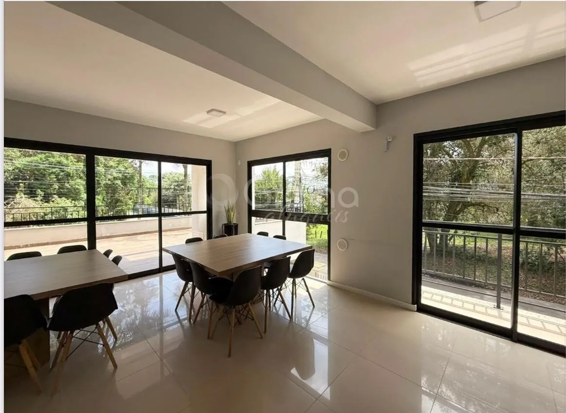 3-bedroom apartment with a glass-enclosed balcony — photo 17
