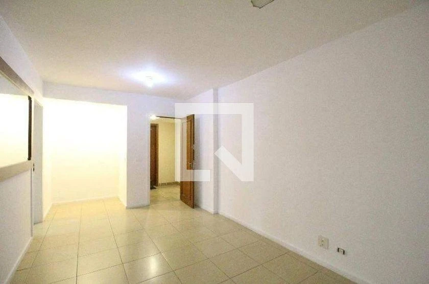 Apartment, 87 m², with a glass-enclosed balcony — photo 37