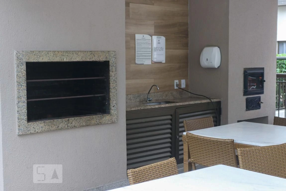 Furnished 2-bedroom apartment with 2 bathrooms and parking — photo 78