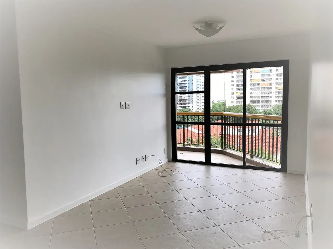 2-bedroom apartment with balcony and 3 bathrooms — photo 5