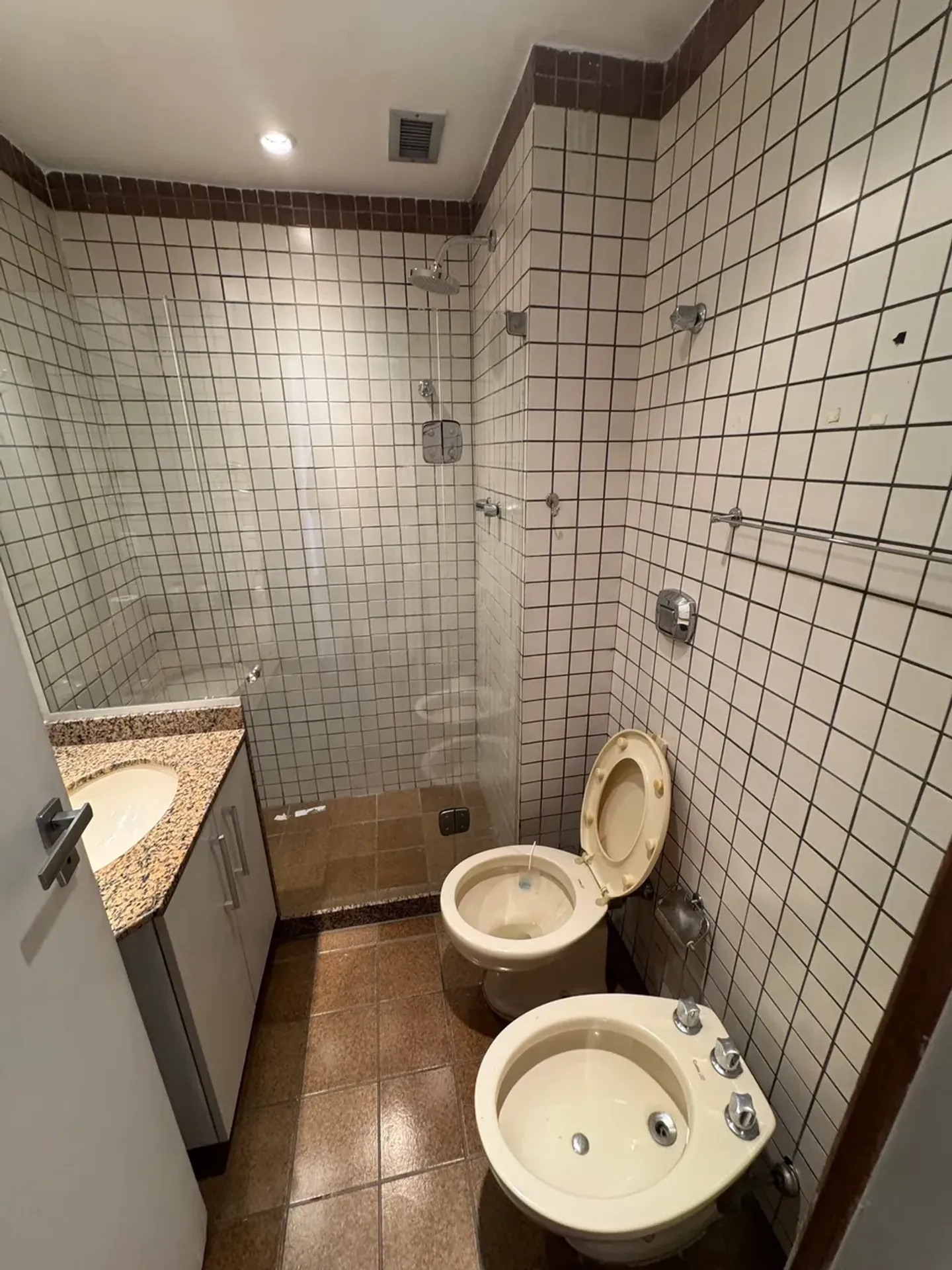 Apartment on the 5th floor with a mountain view — photo 4