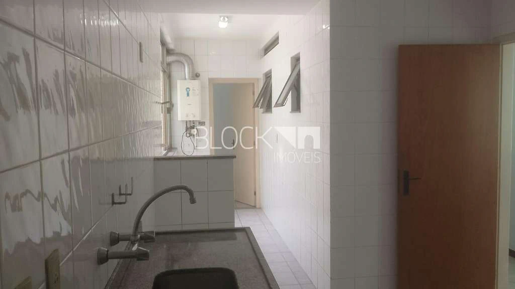 183 m² unfurnished apartment with 3 bedrooms and mountain view — photo 19