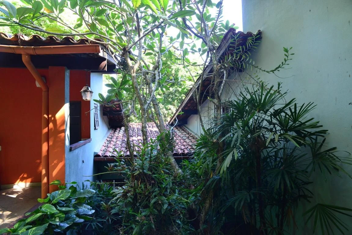 Furnished house, 530 m², with a grill on the balcony — photo 14