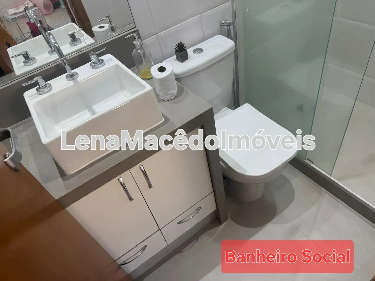 Apartamento com 2 quartos, 2 banheiros e 1 vaga — photo 6