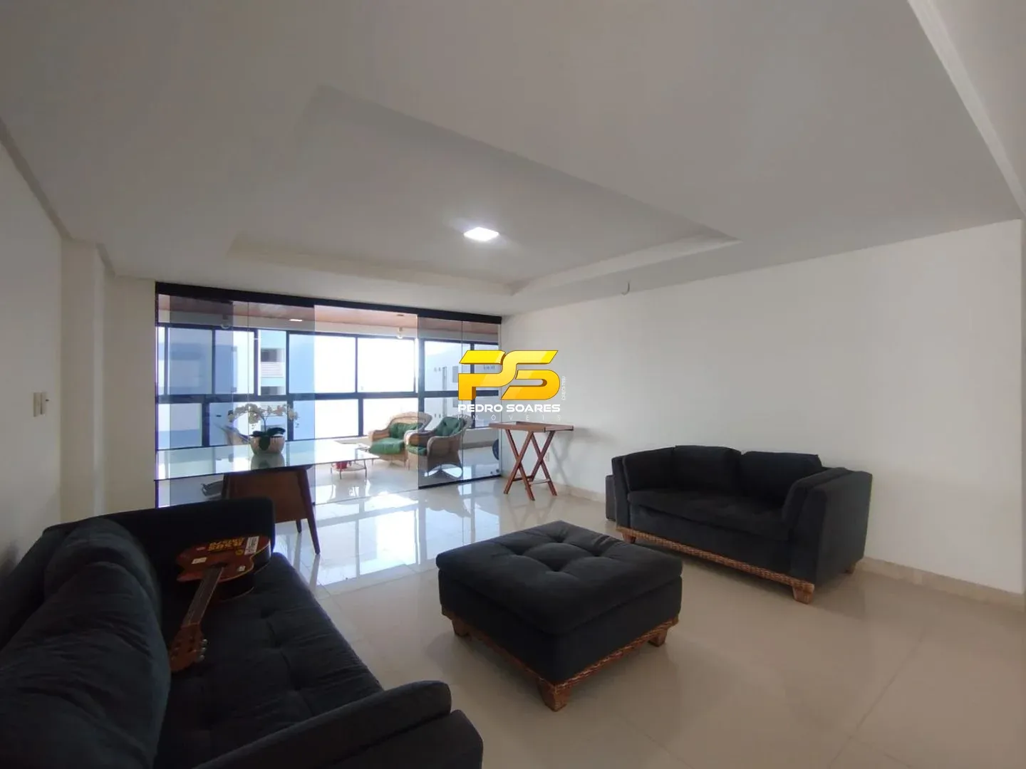 Орендне житло 280 м² з 4 спальнями-сюїтами — photo 3