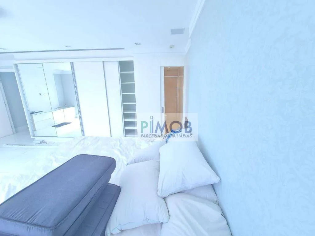 Furnished duplex penthouse with 3 bedrooms and 256 m² — photo 67