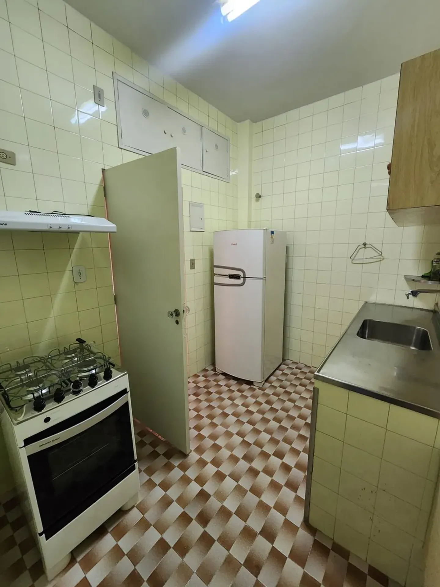 Furnished apartment with 2 bedrooms and 1 parking spot — photo 22