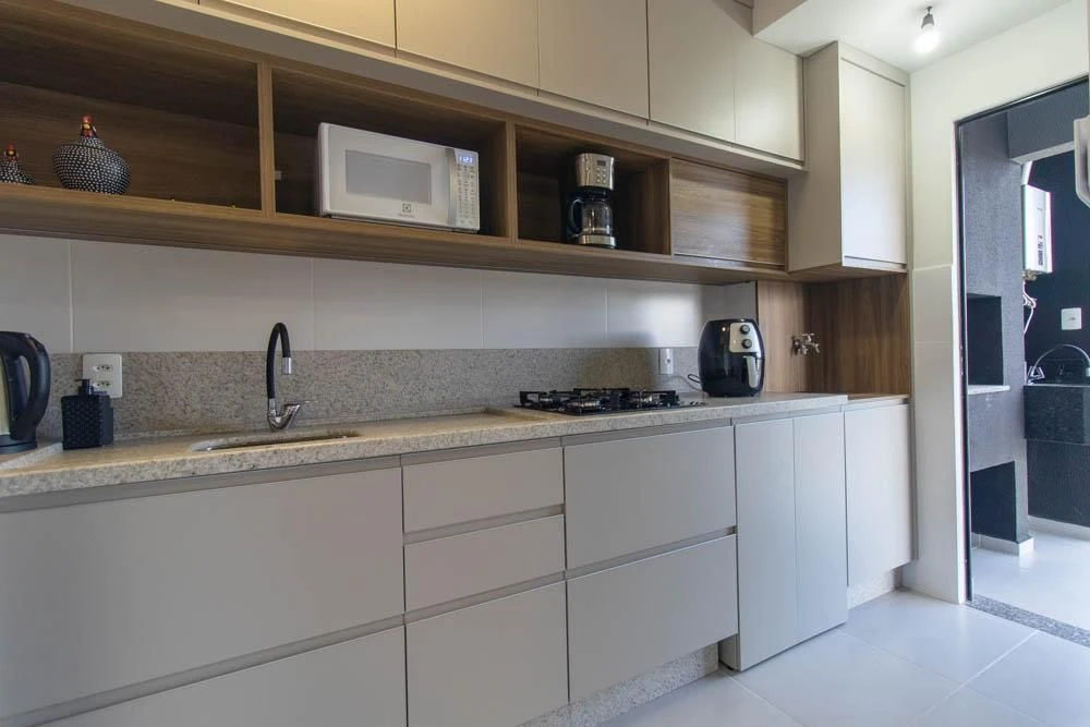 2-bedroom apartment in a building with a gym — photo 37