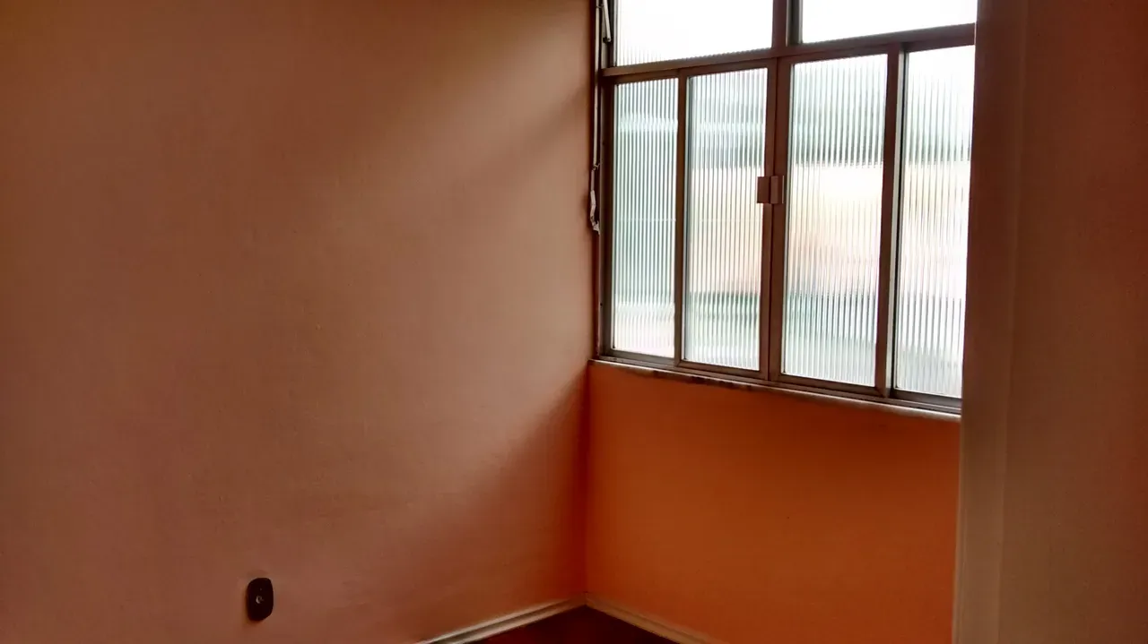 Departamento de 2 dormitorios con piso de madera o laminado — photo 8