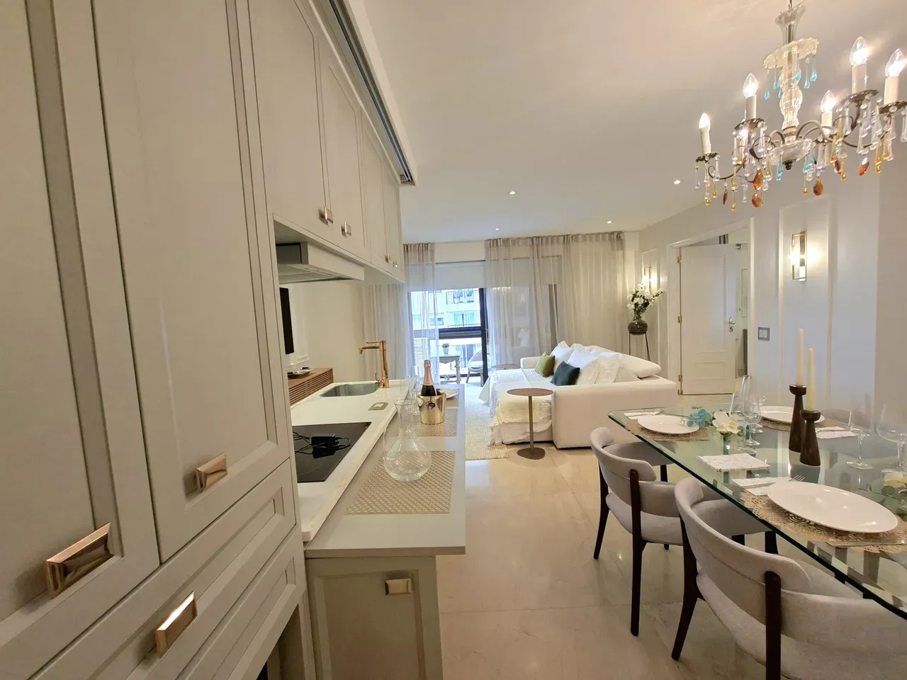 2-bedroom apartment in a building with a sauna — photo 40