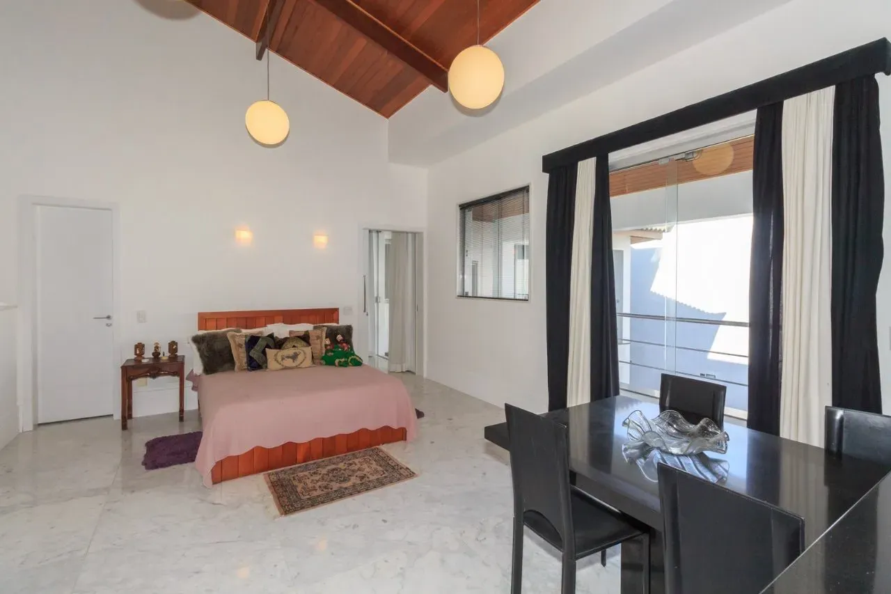 Furnished house with 5 bedrooms and 5 bathrooms — photo 13