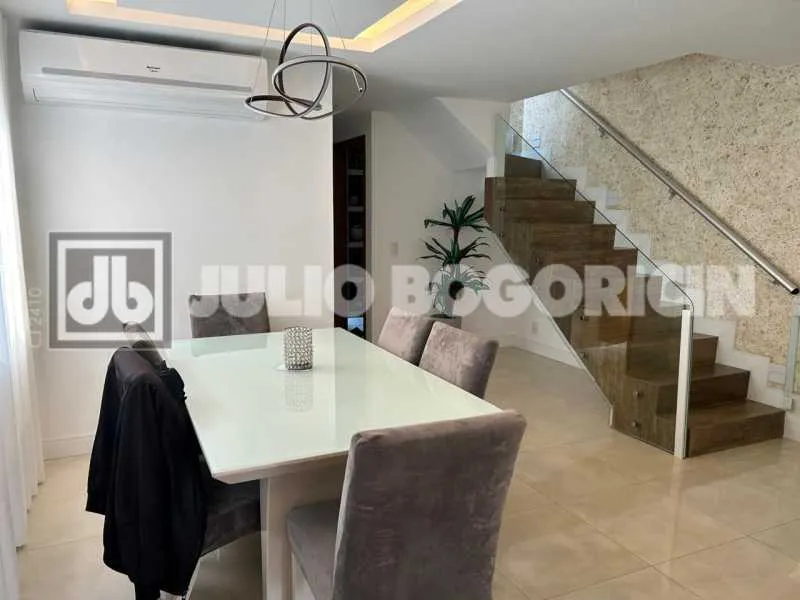 Apartamento sem mobília com 3 quartos e 5 banheiros — photo 3