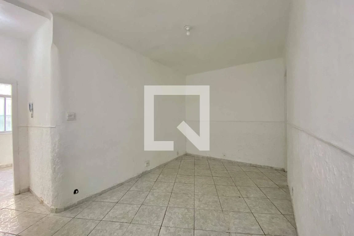 Rental apartment with 3 bedrooms and a private garden — photo 15
