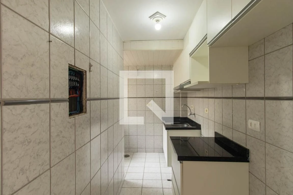 3-bedroom, 56 m² apartment in Curitiba — photo 2