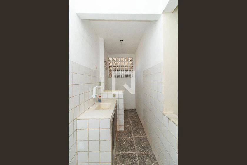 Casa en alquiler con 1 dormitorio y ducha con vidrio — photo 16