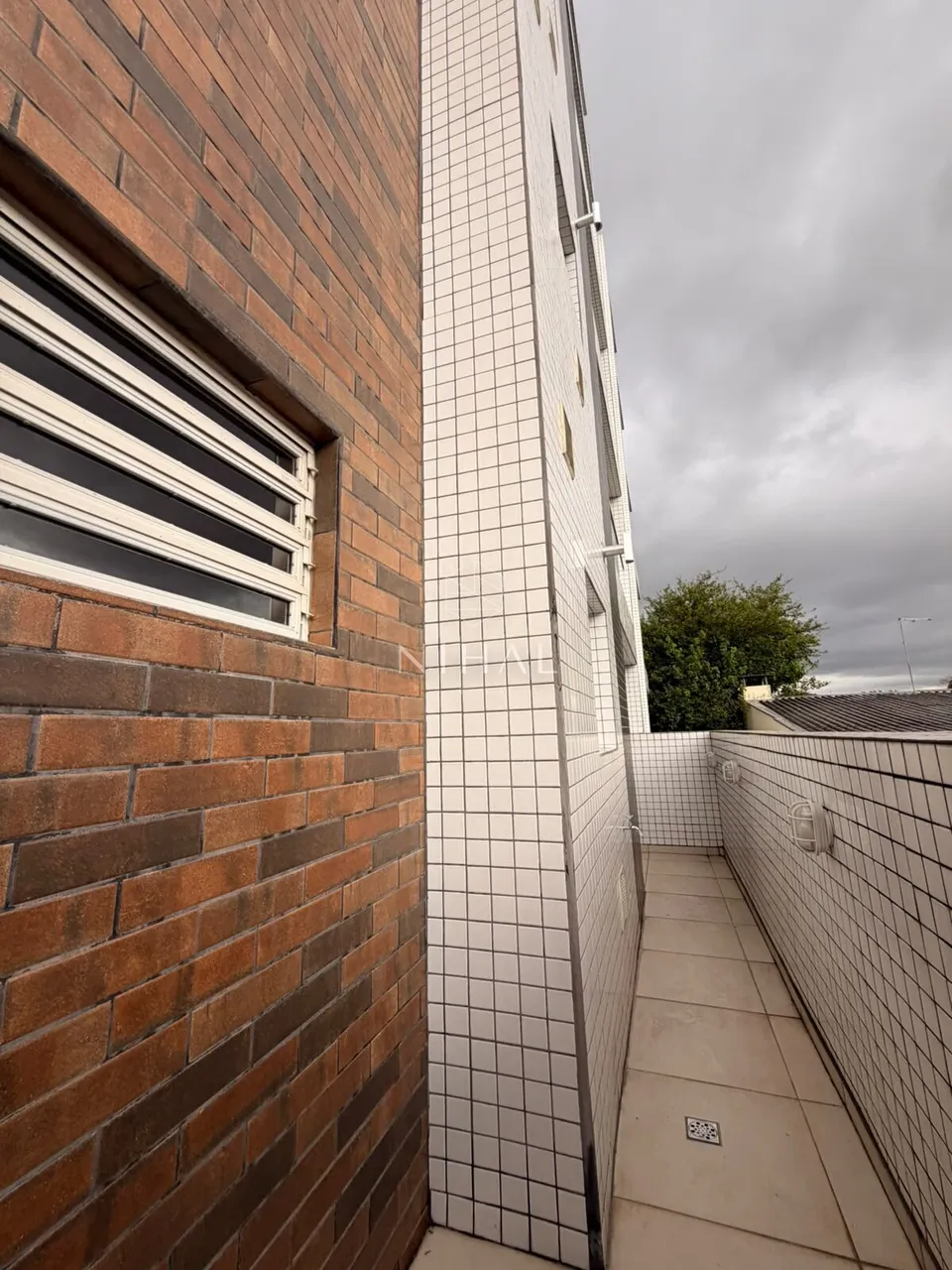 2-bedroom apartment with a washing machine in Curitiba — photo 12