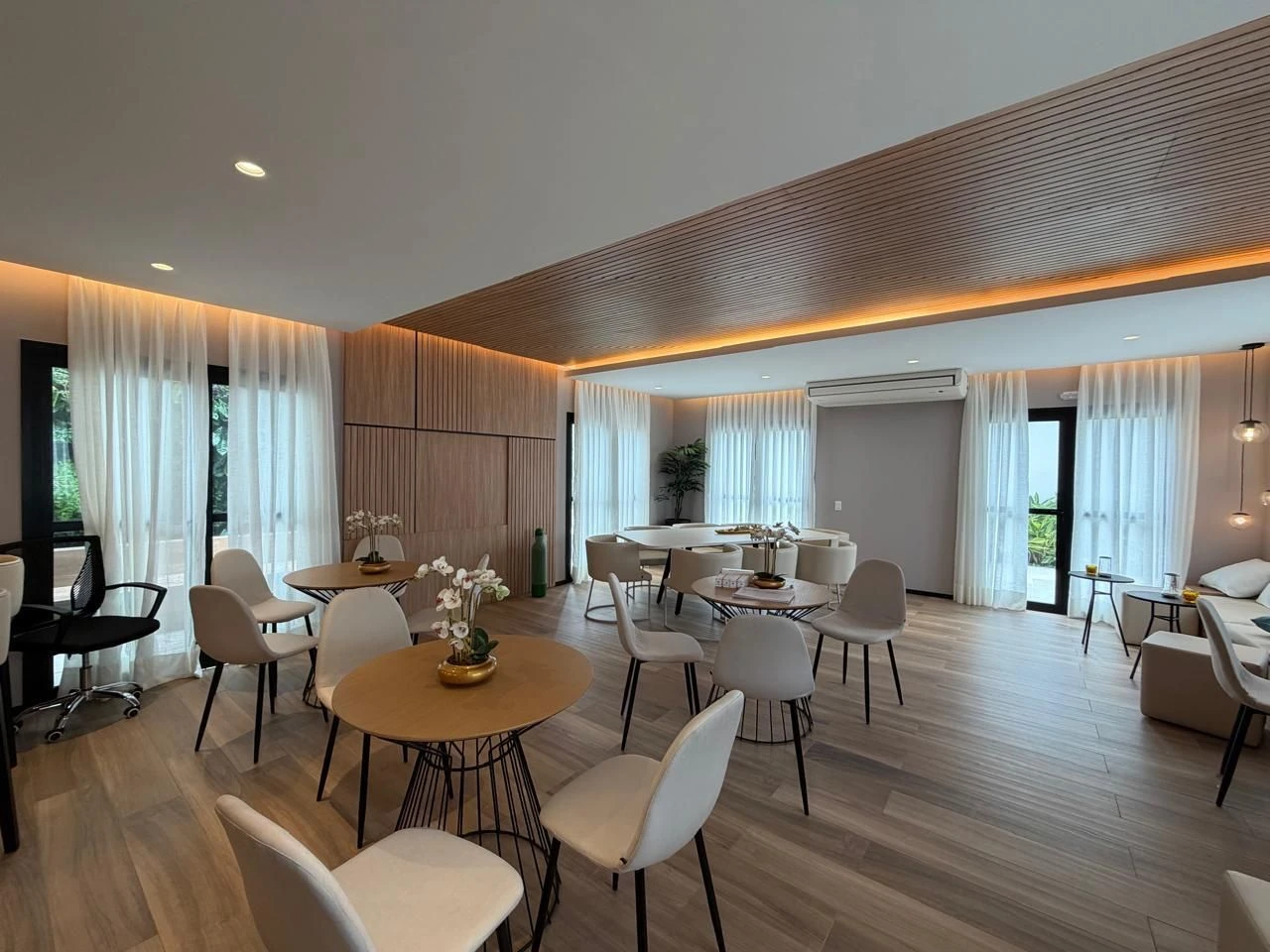 Apartamento para alugar com 2 quartos e varanda — photo 17