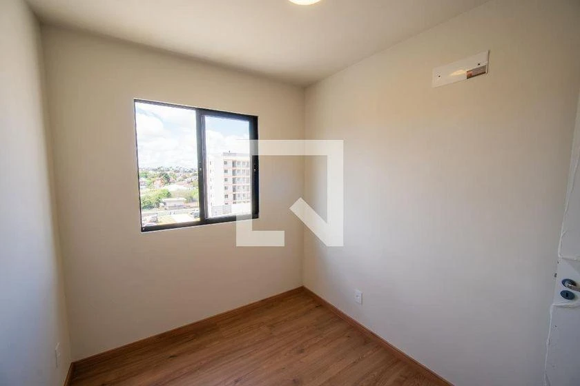 2-bedroom apartment in a building with a gym — photo 32