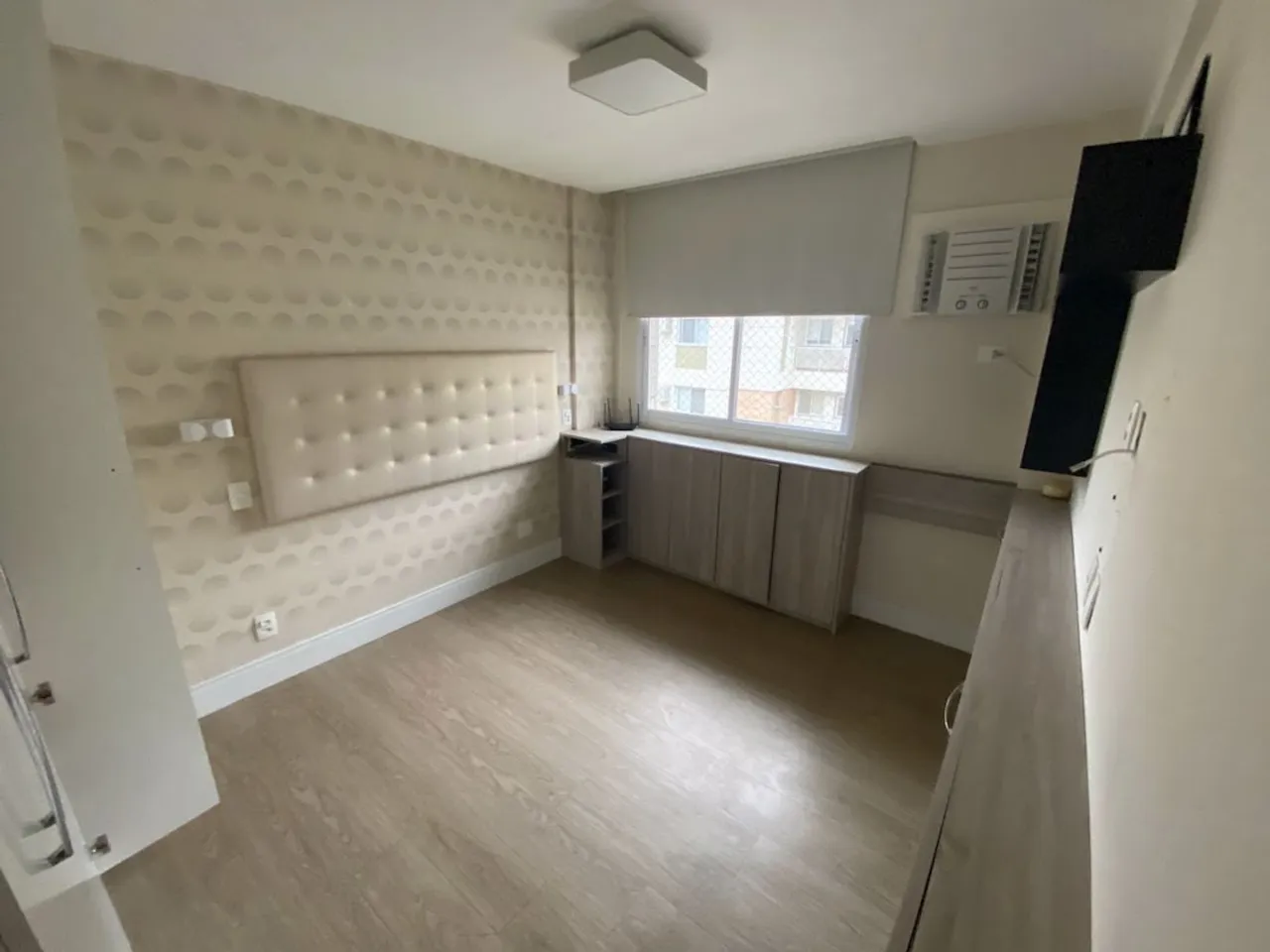 Apartamento mobiliado com 4 dormitórios e varanda — photo 16