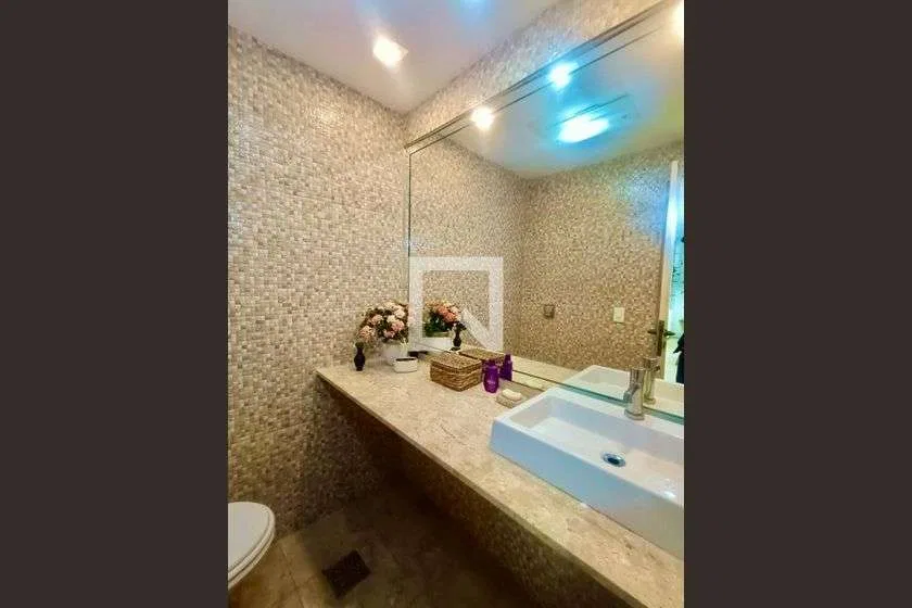 Apartamento de 4 quartos com cozinha integrada e 280 m² — photo 20