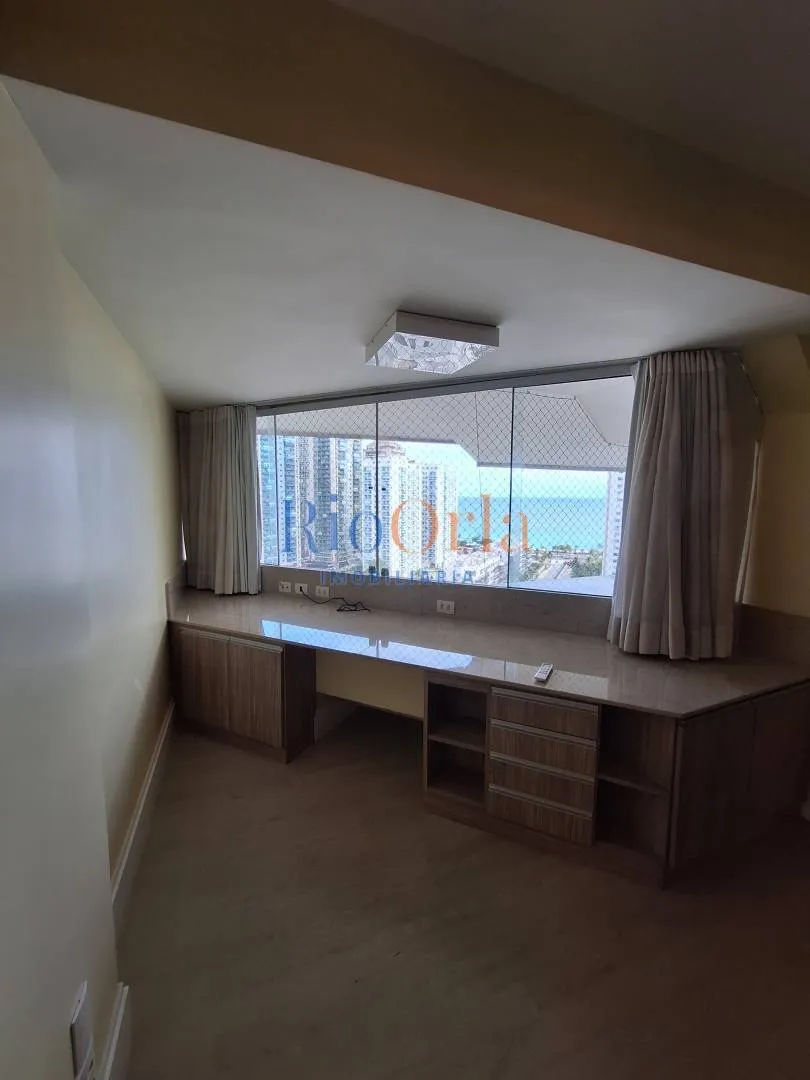Unfurnished apartment with 4 bedrooms and 5 bathrooms — photo 39