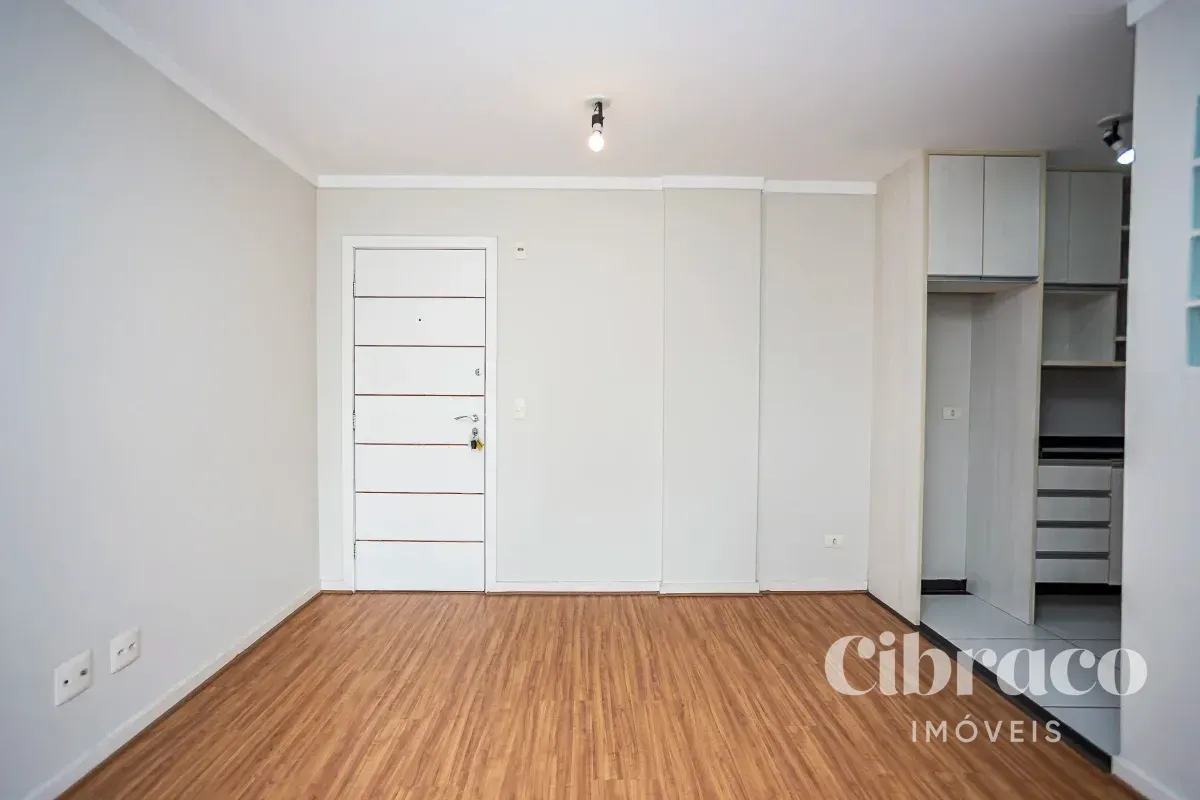 One-bedroom apartment in a building with a gym