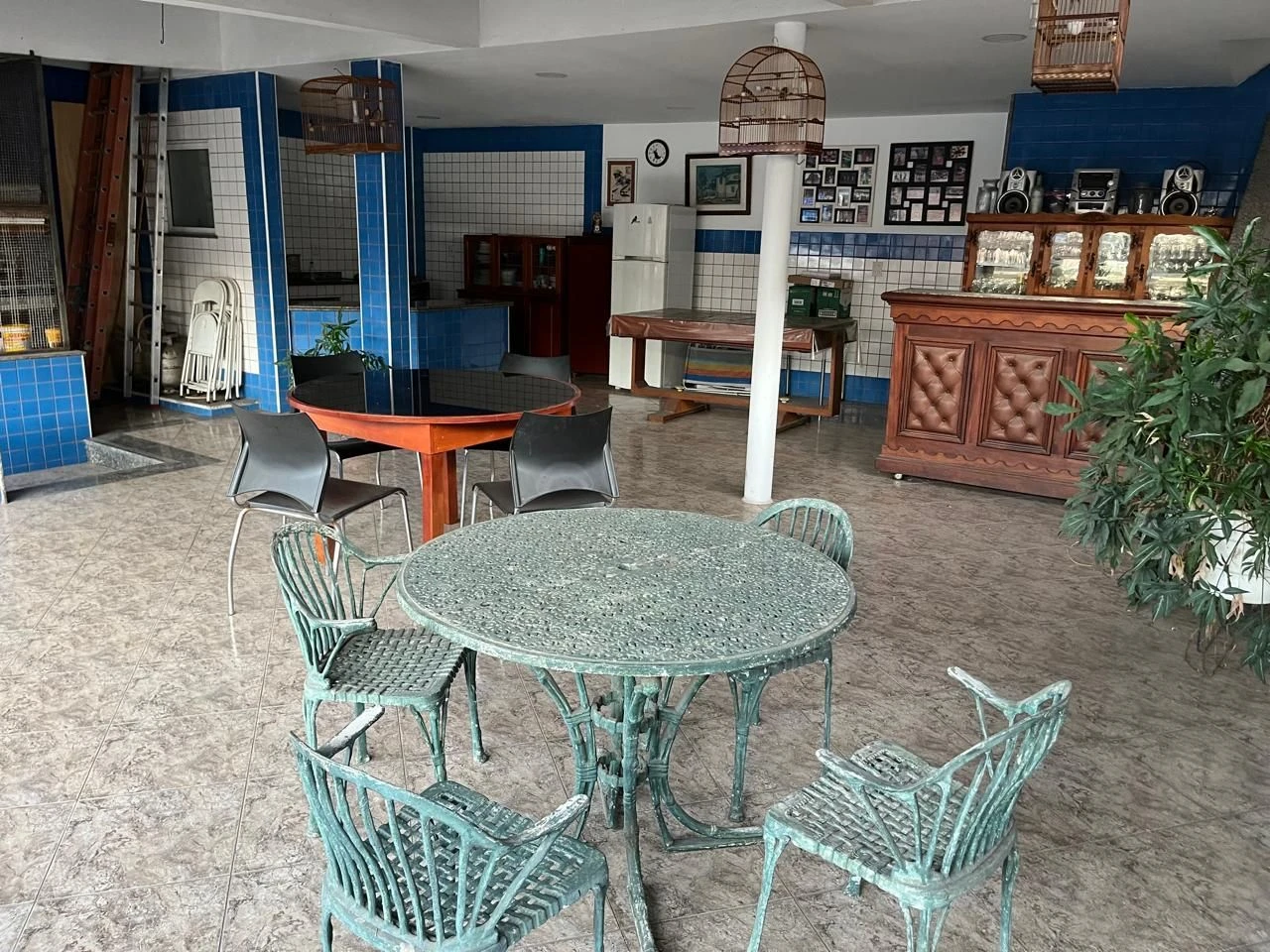 Casa mobiliada com 4 quartos e varanda fechada — photo 27