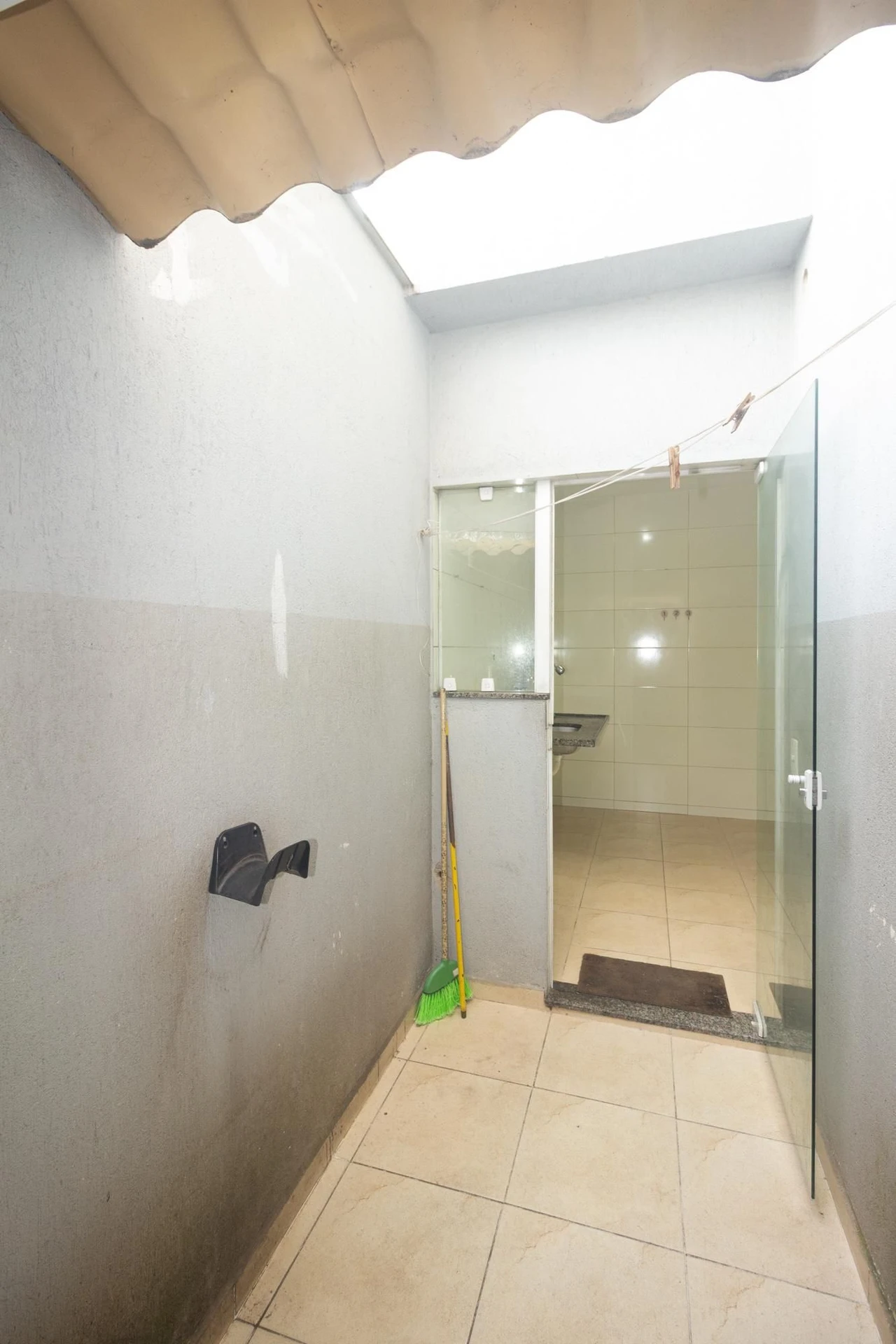 House with 2 bedrooms and balcony plus 1 parking space — photo 46