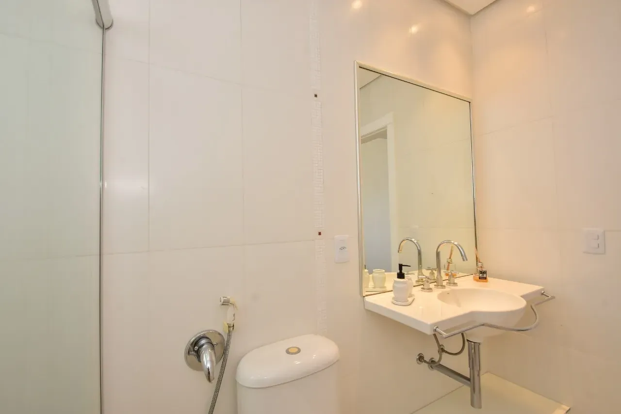 Casa mobiliada com 4 suítes e piscina aberta — photo 60