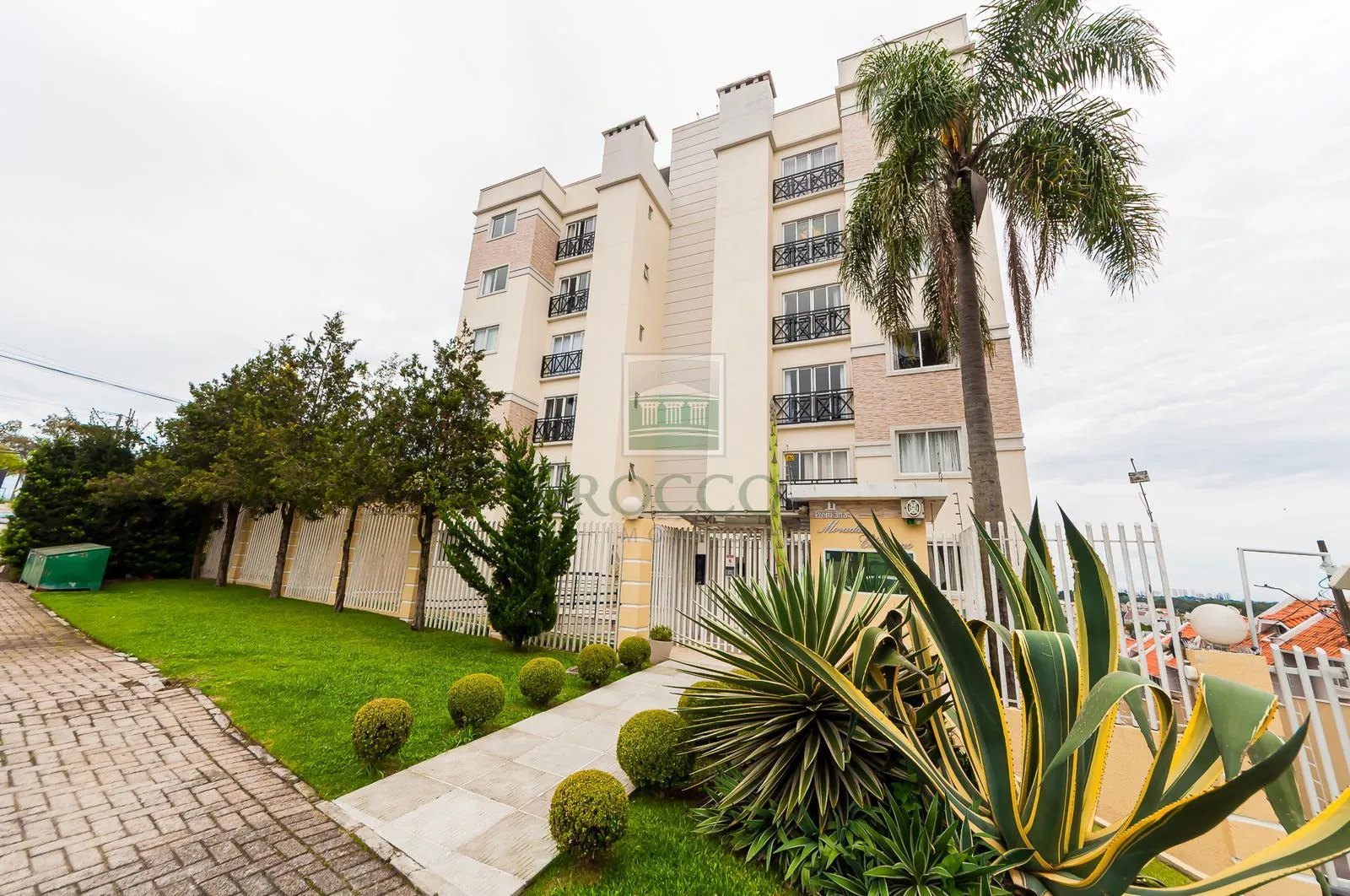 Рабочее место и 2 спальни: квартира 65 м² — photo 31