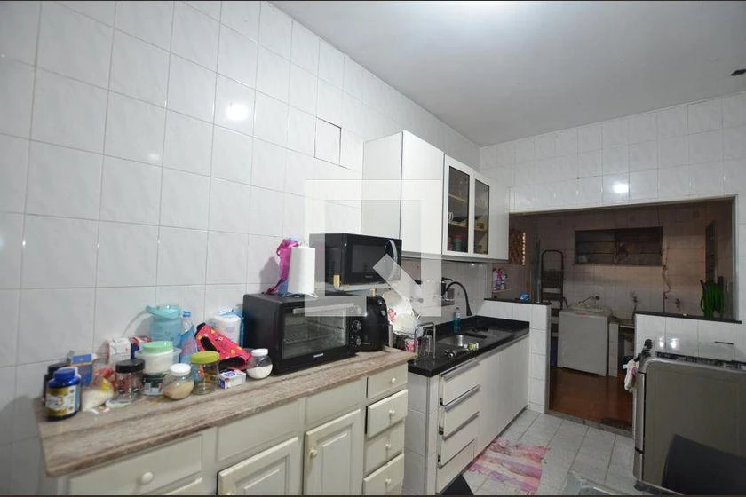 4-bedroom apartment with a home office — photo 10