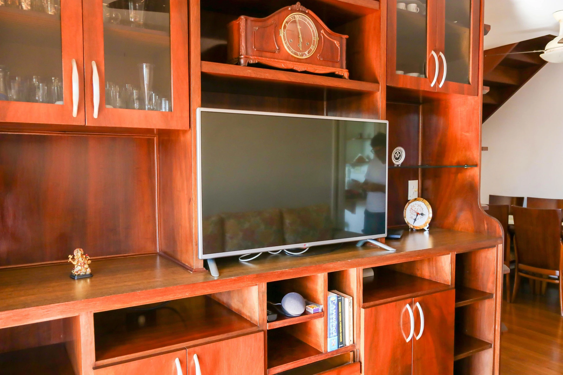 Furnished apartment with home office and 3 bedrooms — photo 15