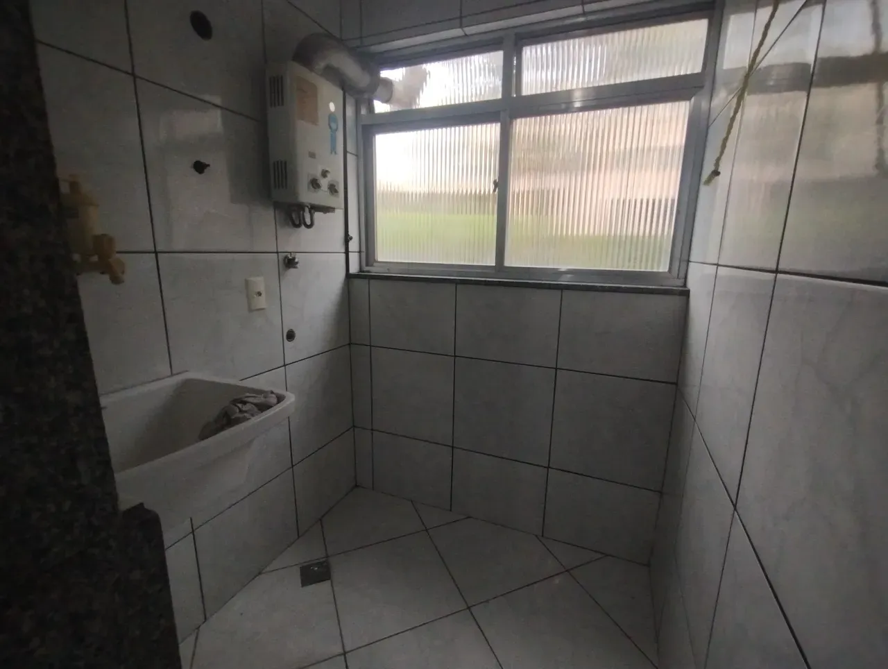 1-bedroom apartment on the 1st floor with separate kitchen — photo 6