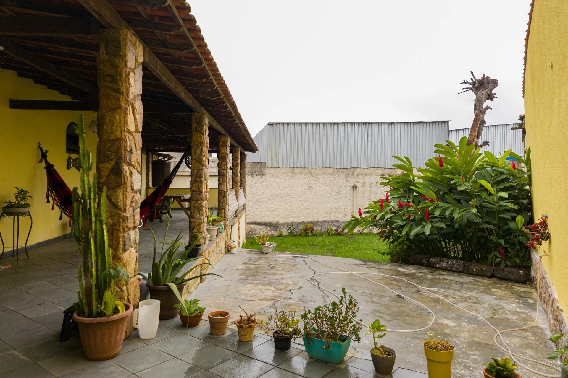 Furnished house, 250 m², with a jacuzzi — photo 36