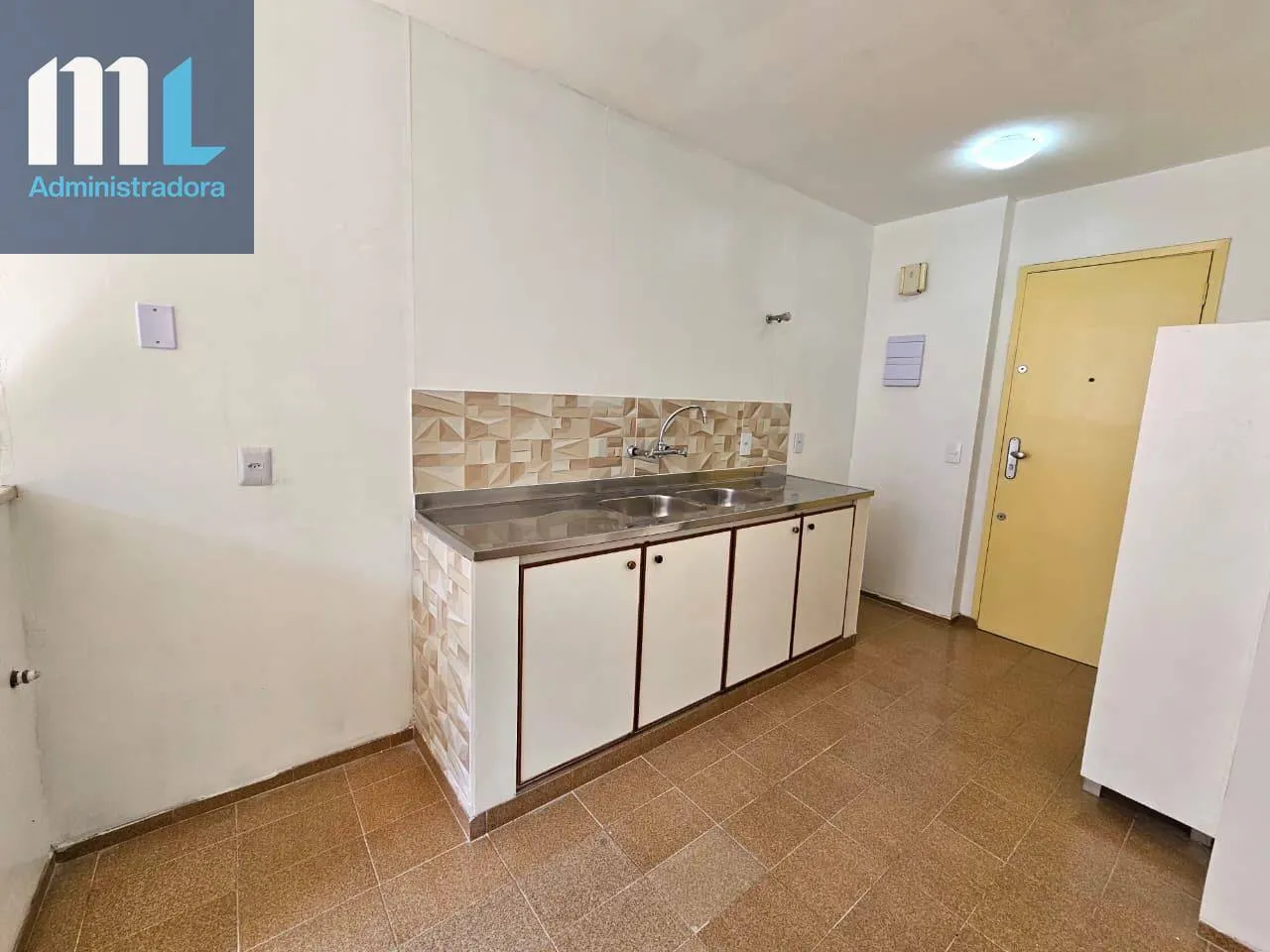 Квартира 90 м² з 3 спальнями та зоною на вулиці — photo 24