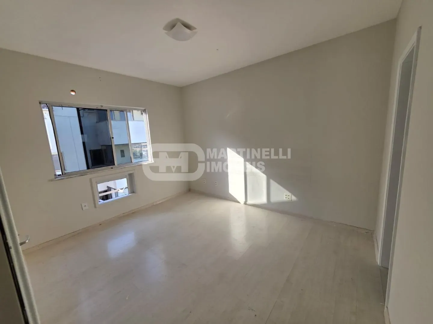 Top-floor duplex with 4 bedrooms and 5 bathrooms — photo 28