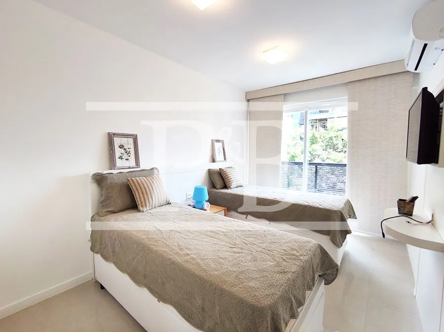 Furnished apartment with 2 bedrooms and 2 bathrooms — photo 17