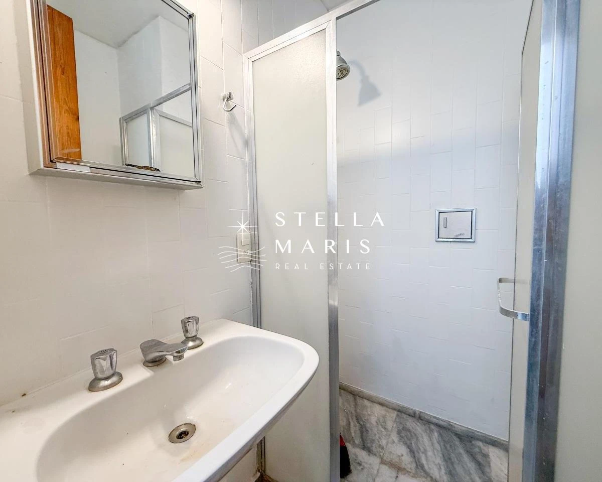 Unfurnished 225 m² apartment with 3 bedrooms — photo 11