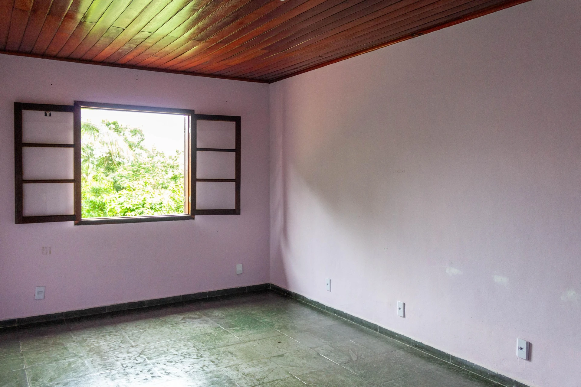 Casa de 3 dormitorios con bañera — photo 54